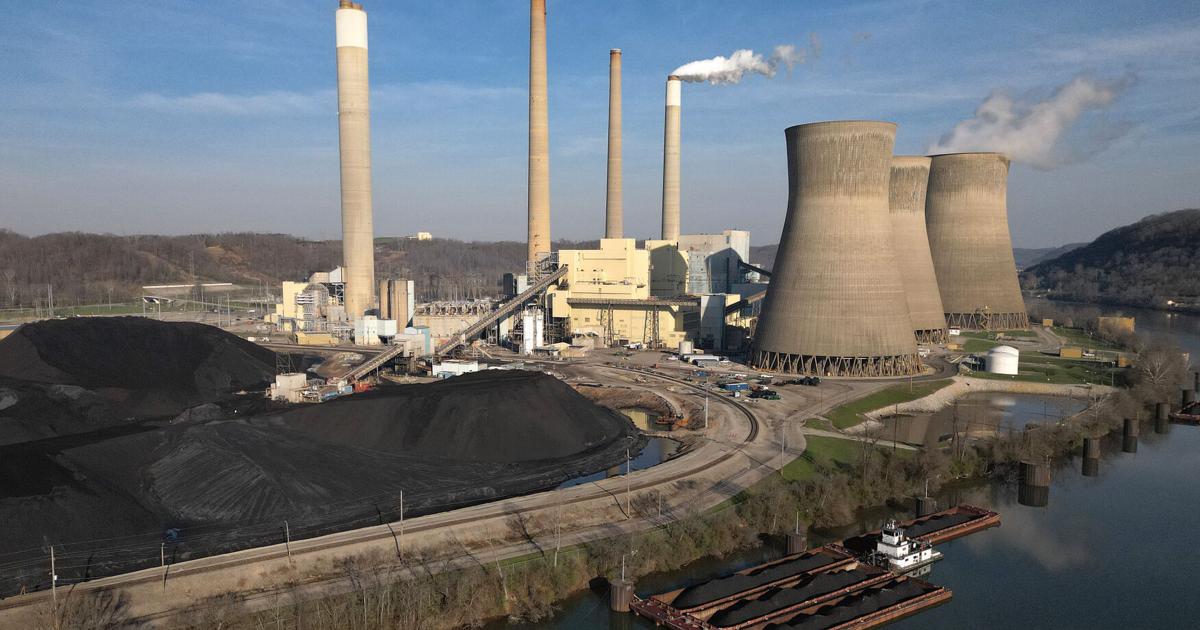 Upcoming PSC meetings could shape WV energy future — and grow fossil fuel cost risks