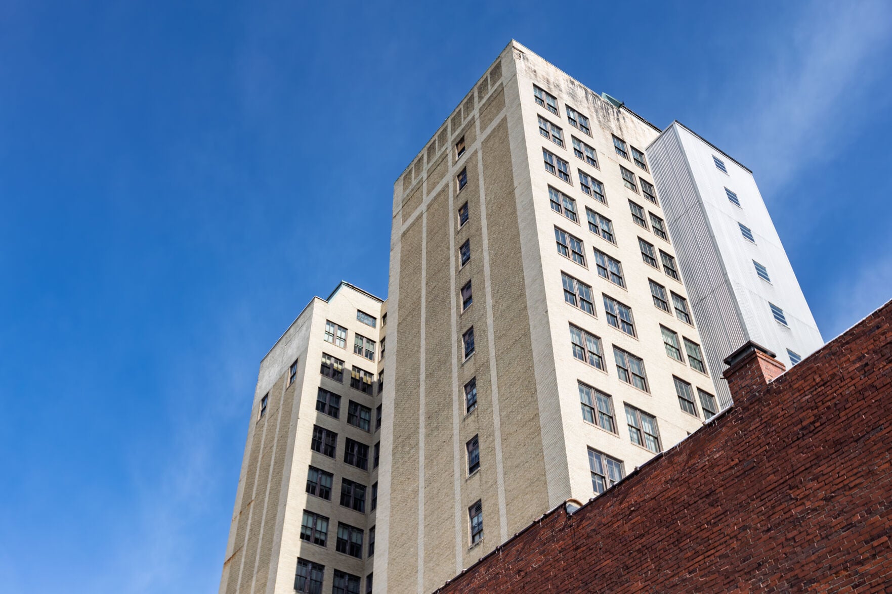 herald-dispatch.com - Destiney Dingess ddingess@hdmediallc.com - HMDA OKs sale of parking lot adjacent to Coal Exchange Building, lease agreement