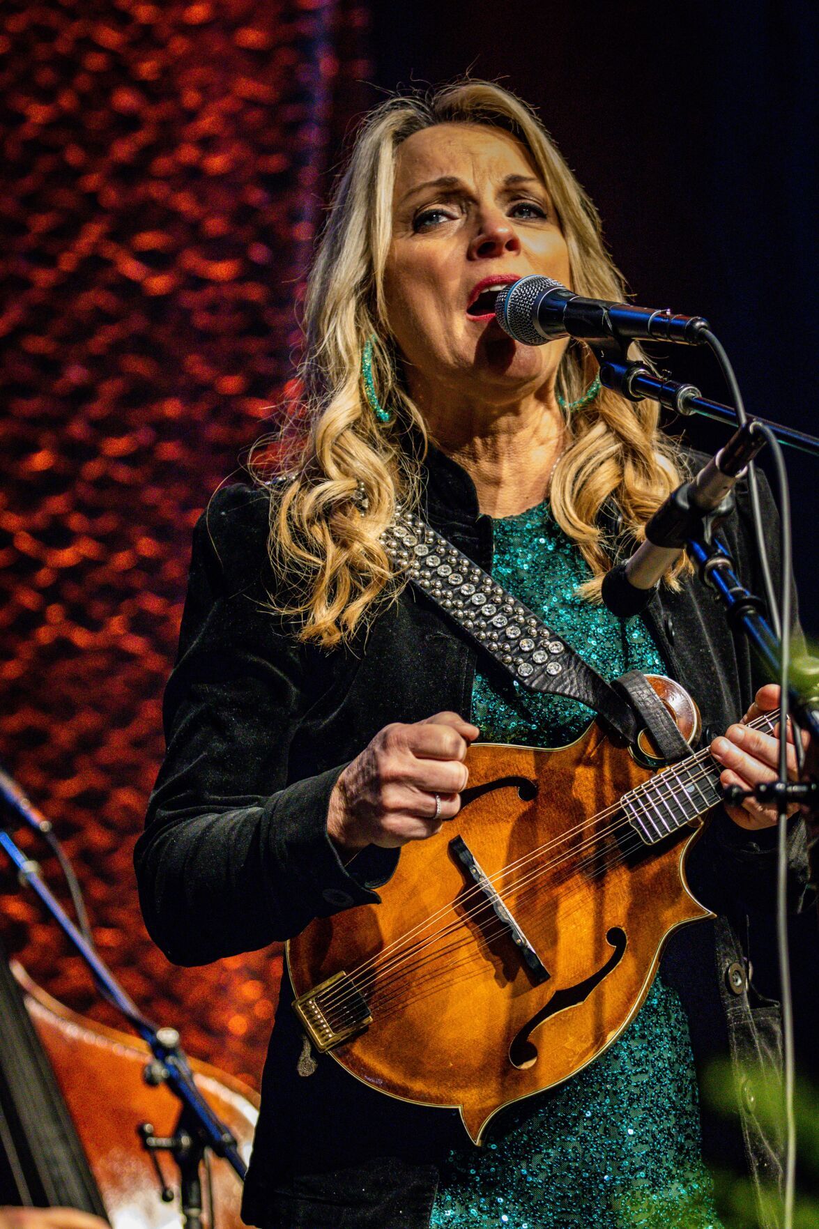 Queen of Bluegrass Rhonda Vincent and her band The Rage perform at Queen of Bluegrass Rhonda Vincent and her band The Rage perform at