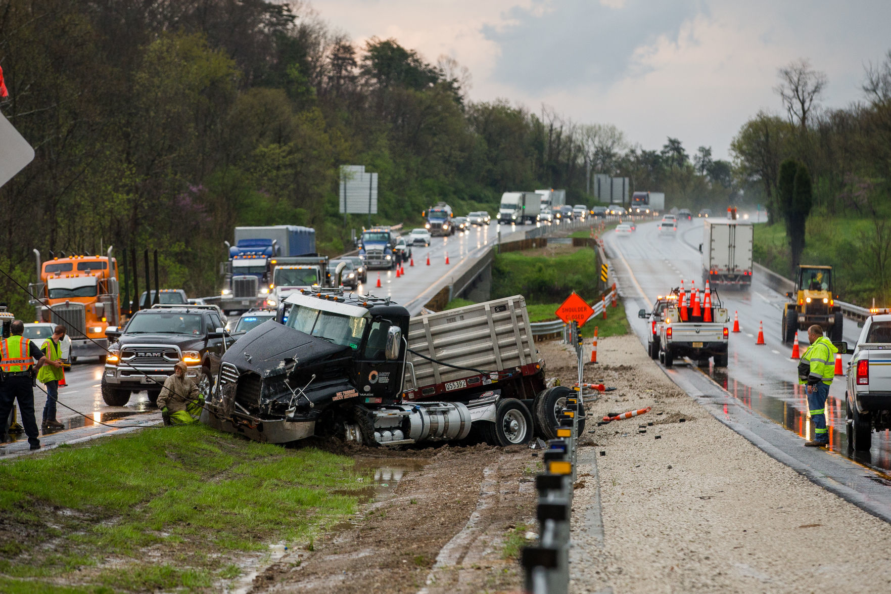 Tractor-trailer Crash Closes Lanes On I-64 Near Barboursville | News ...