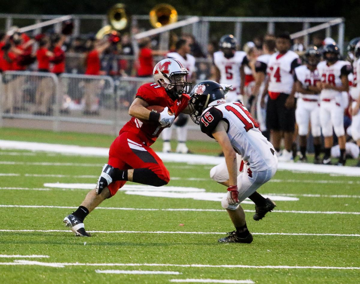 Vaughn Rushes For 192 Yards In Knights 62 0 Rout Of St Albans