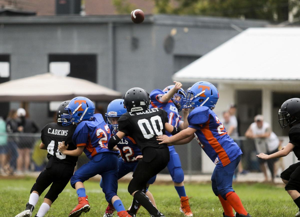2018 0909 youth football06.jpg
