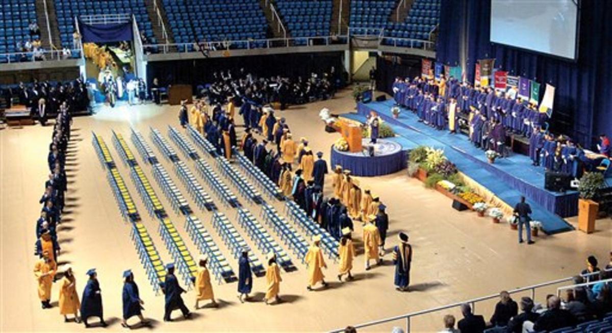 WVU president rebuffed by students at commencement exercise News