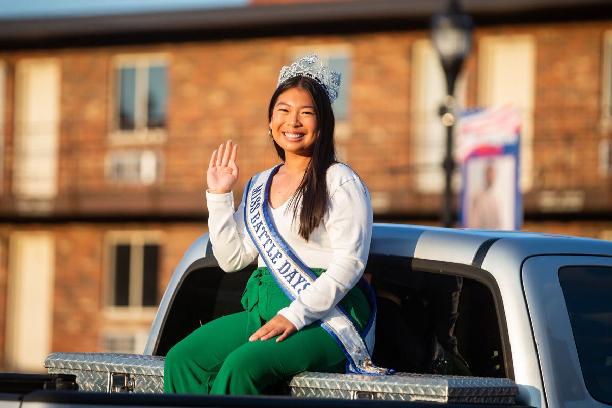 Parade celebrates Marshall News