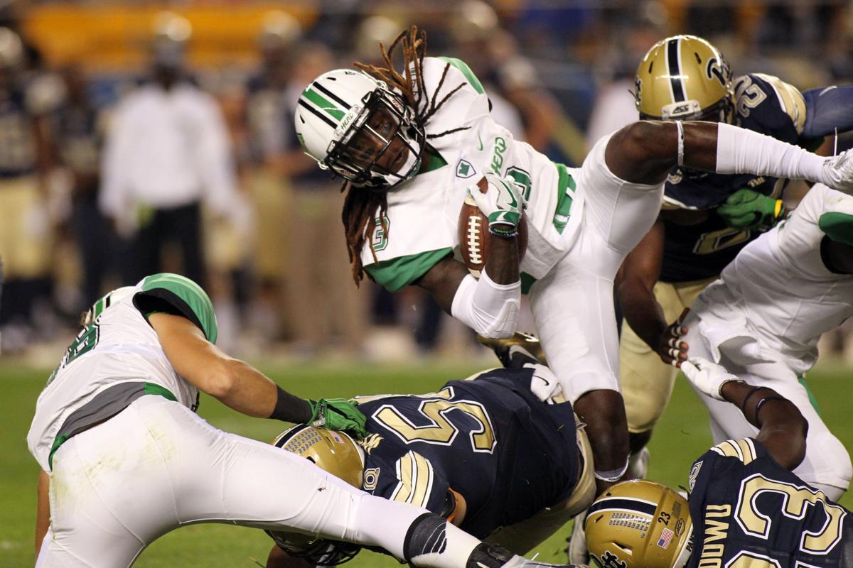 Marshall Football : Marshall University Thundering Herd ...