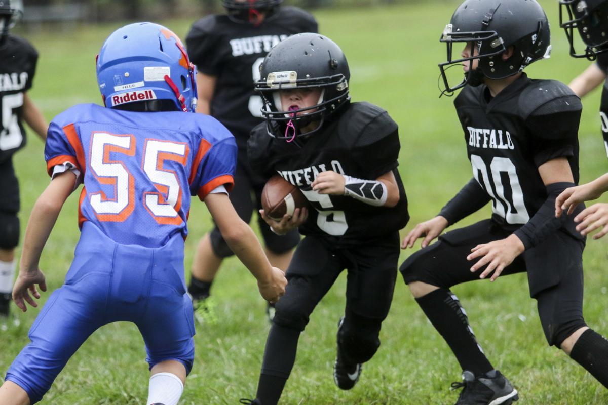 2018 0909 youth football13.jpg