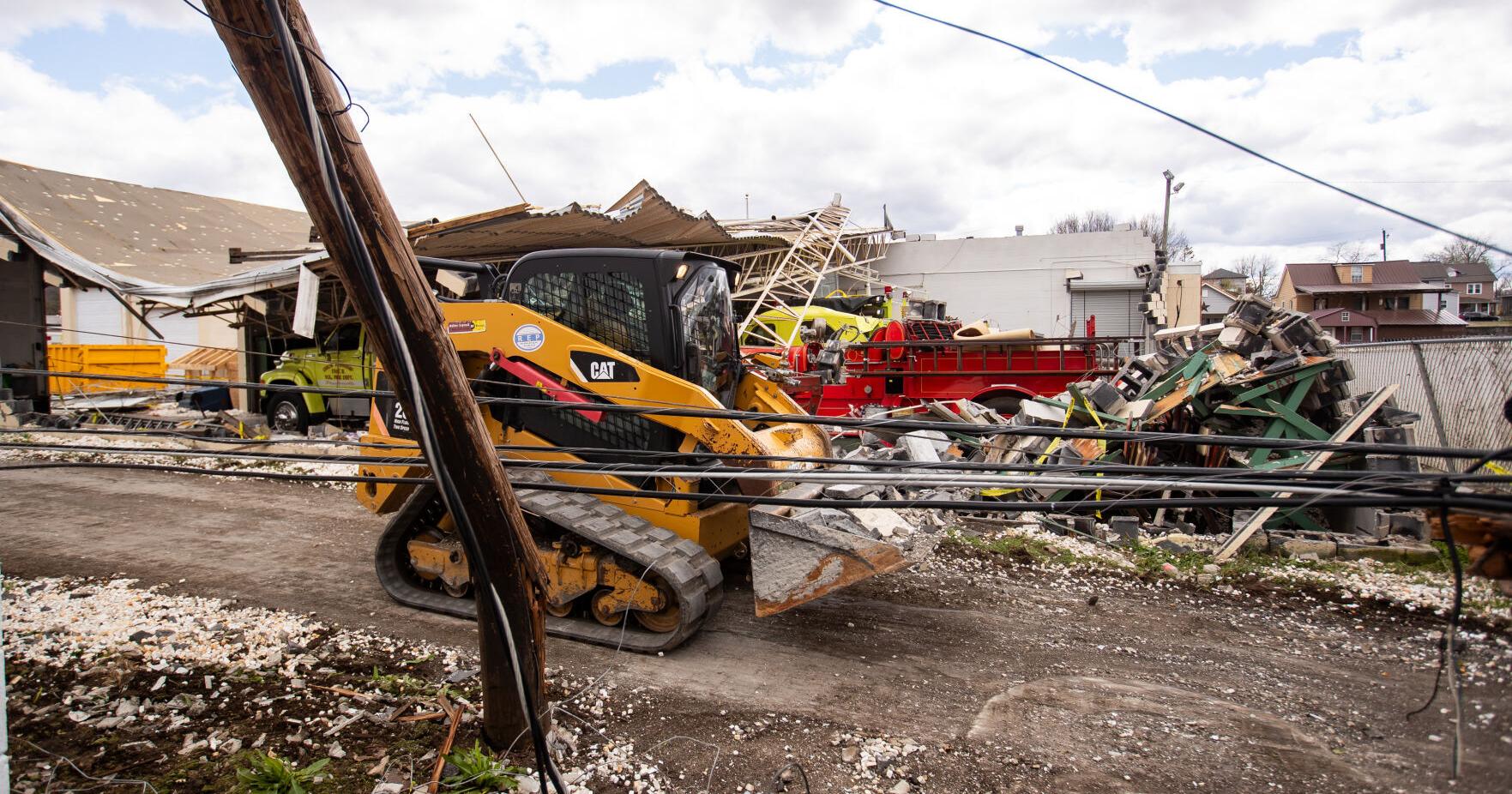 Proctorville begins clean up after storm rips off roofs, topples trees - Vimarsana News