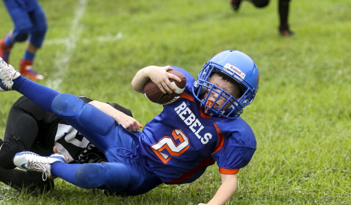 2018 0909 youth football14.jpg