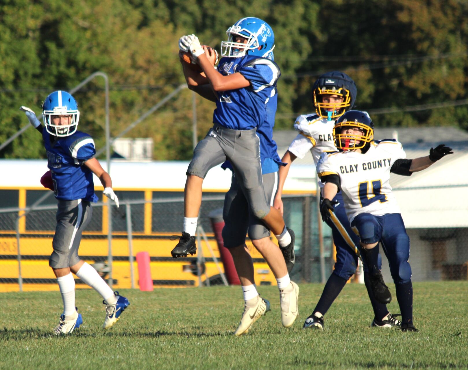 Blue Devils host Mustangs in middle school football action