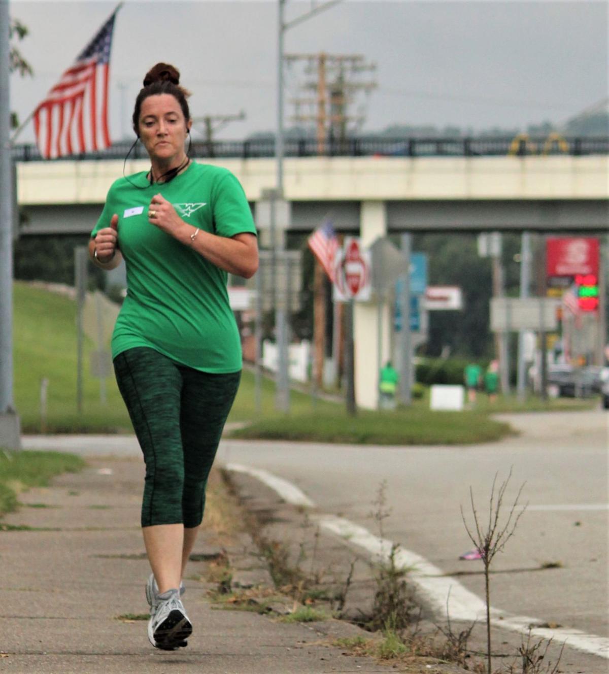 Winfield High School cheerleaders sponsor School Pride 5K Putnam News