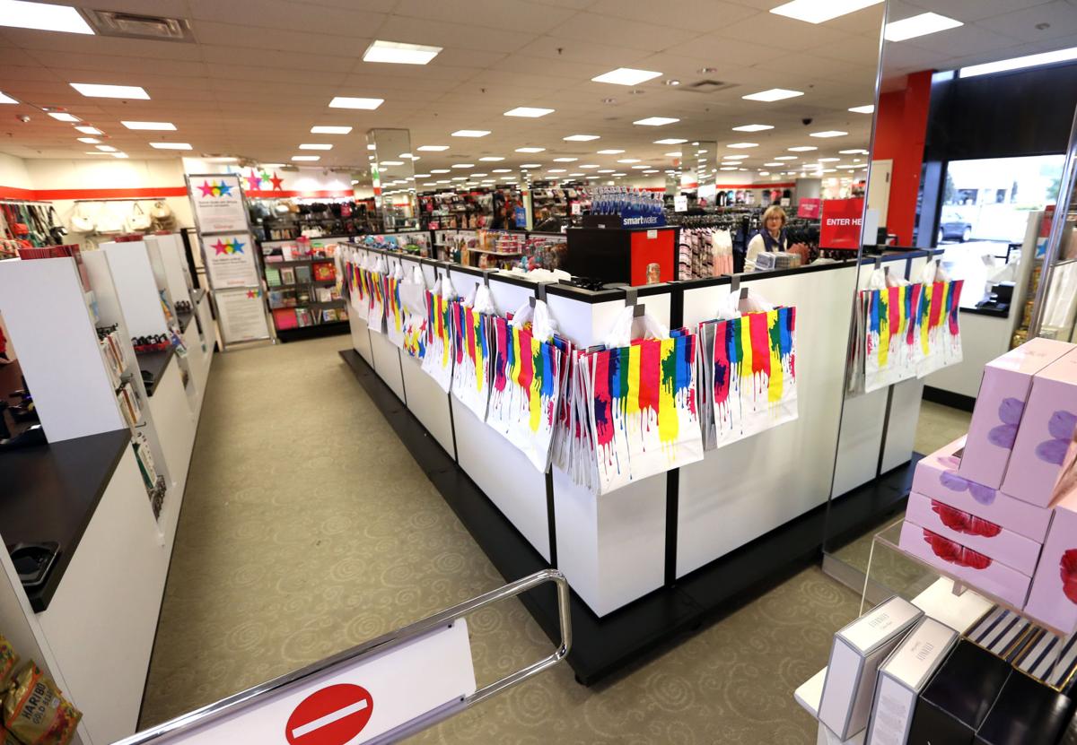 Photos Macy's Backstage at the Huntington Mall Multimedia herald