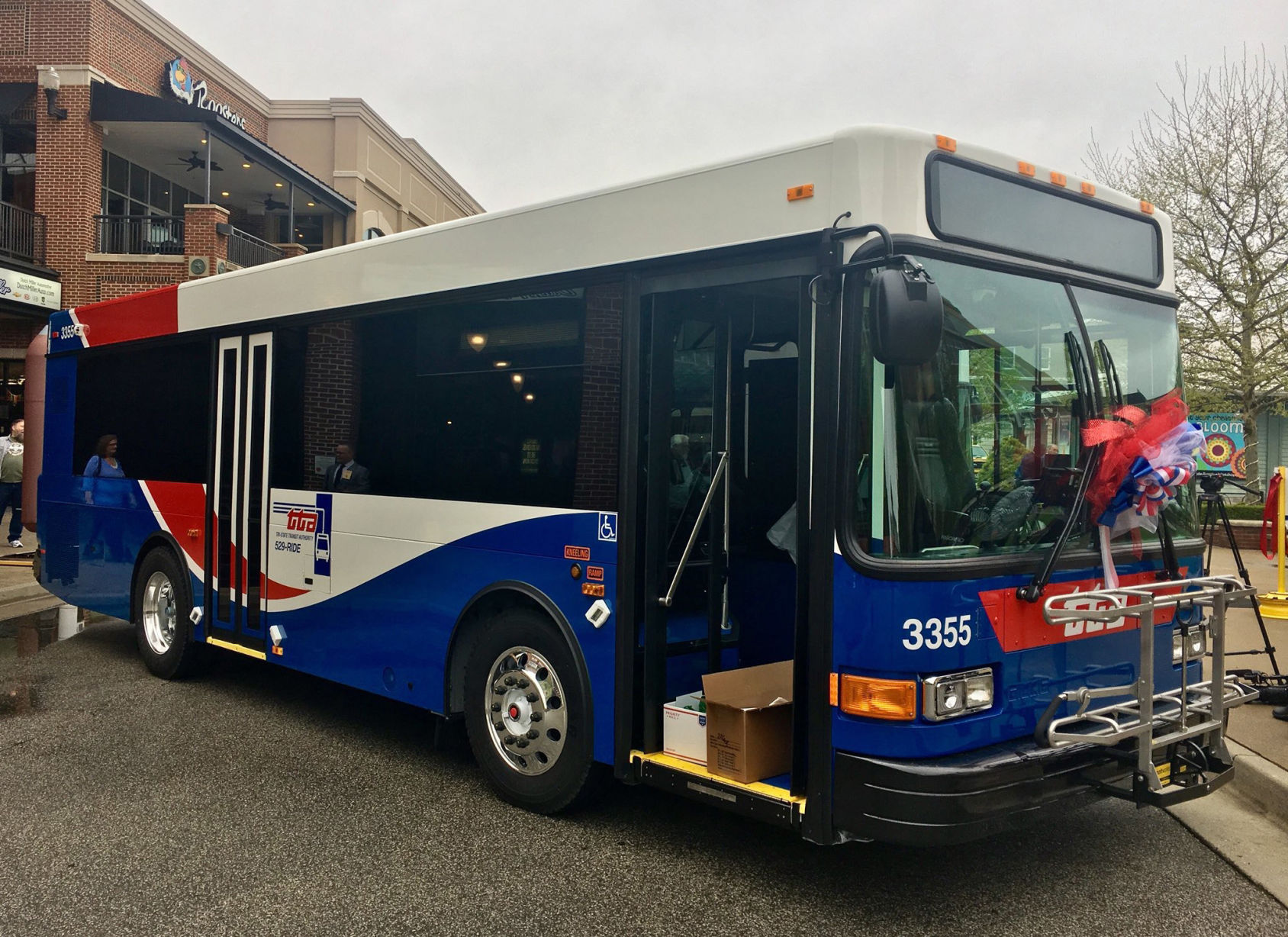 Tri-State Transit Authority Unveils New Buses With Fresh Look | News ...