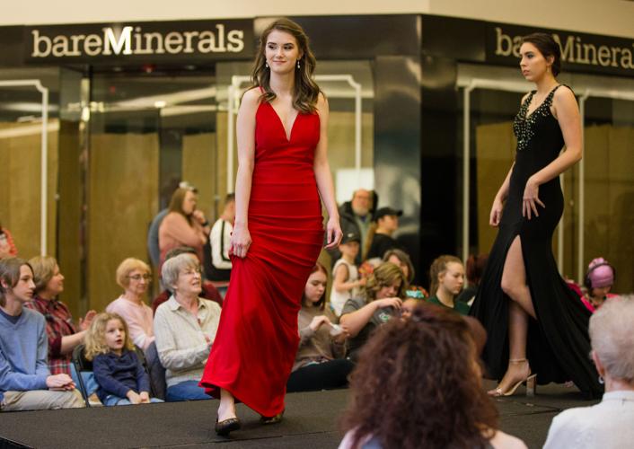Photos: Prom fashion show | Multimedia | herald-dispatch.com