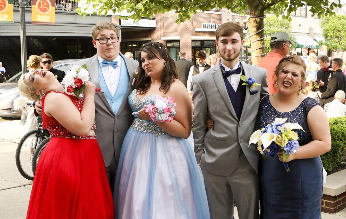 Photos Spring Valley High School prom  Photo Galleries  herald