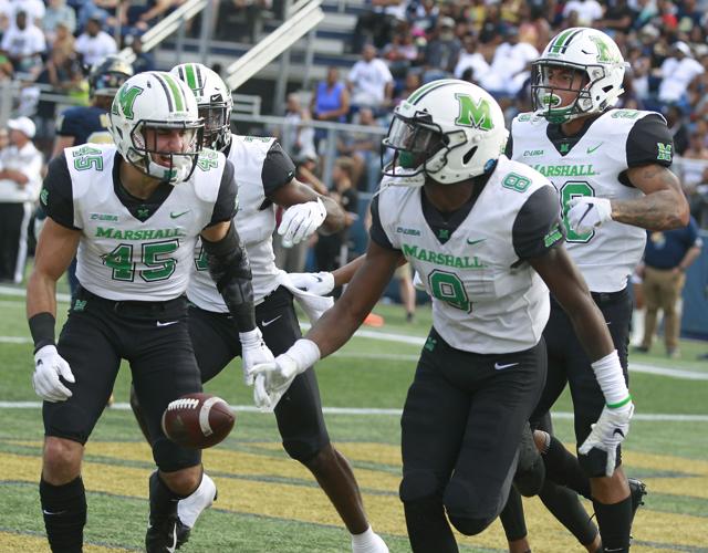 2018 1125 mu football21.jpg