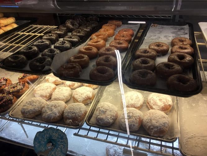 Camden Corner features doughnuts, fried chicken Dining Guide