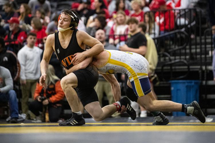 Photos WSAZ Invitational Wrestling Tournament, Friday Multimedia