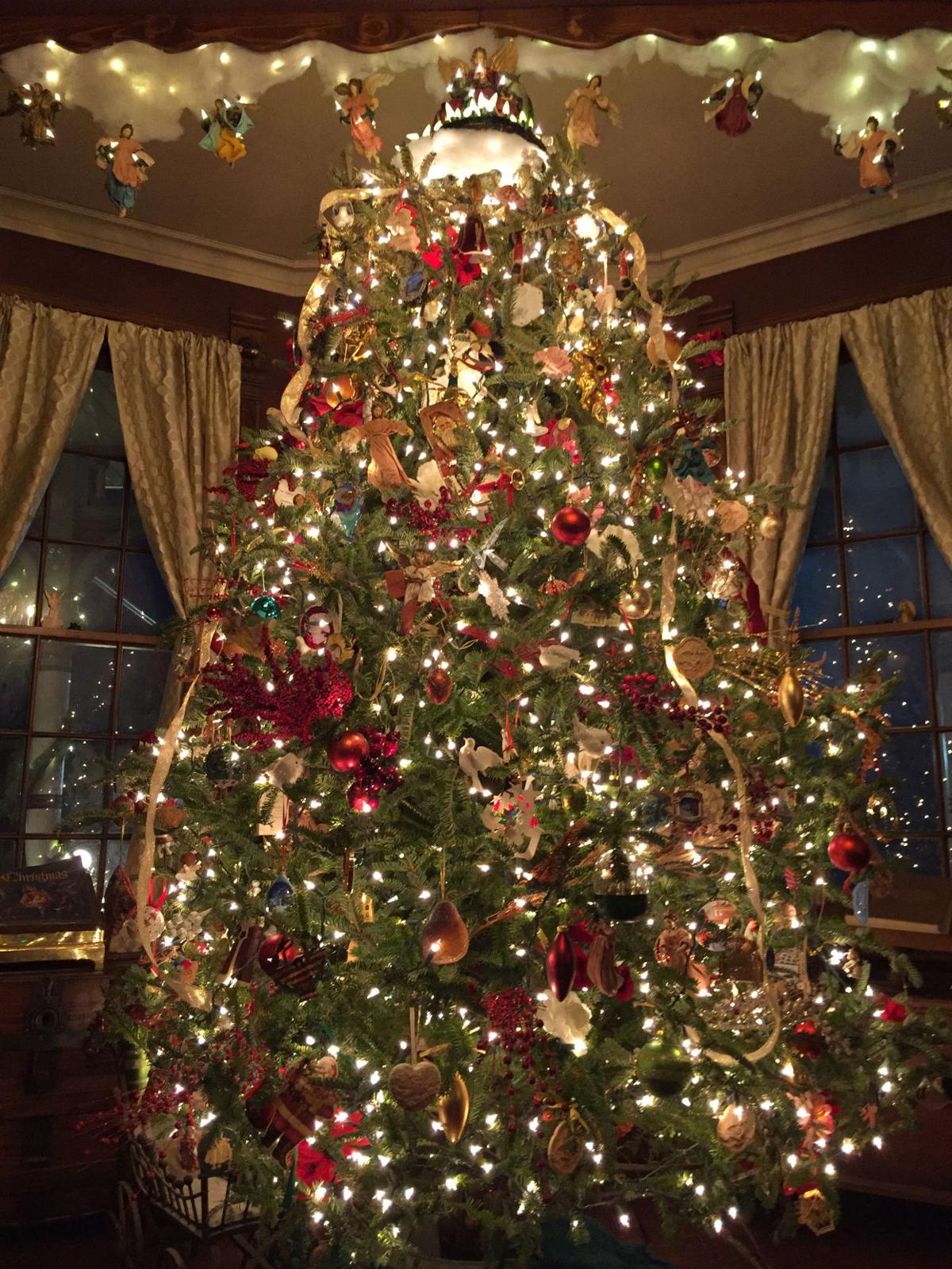 Winners Announced In H D Holiday Decor Contest Features