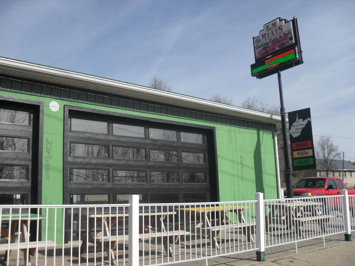 Wv Brick Oven Bistro Serves Up Pizza Sandwiches And More Dining Guide Herald Dispatch Com