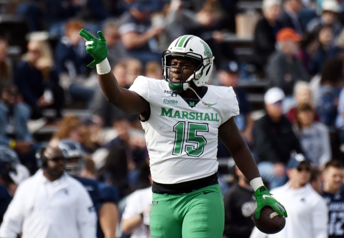 1103 mu football 10.jpg
