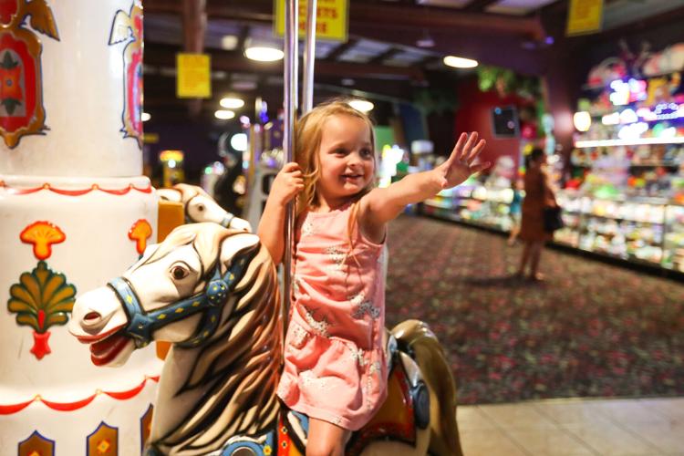Billycon In celebration of animatronic band, Billy Bob’s Wonderland to host 5th ...