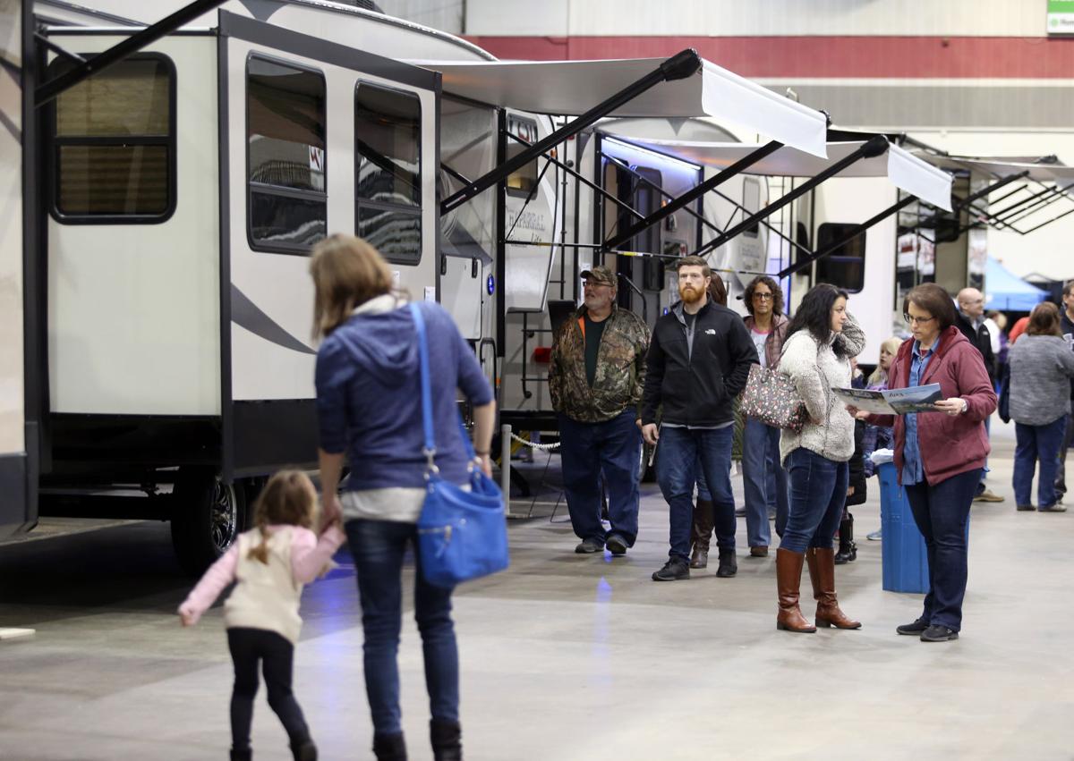 Outdoor Enthusiasts Explore The Huntington Rv Boat Show News