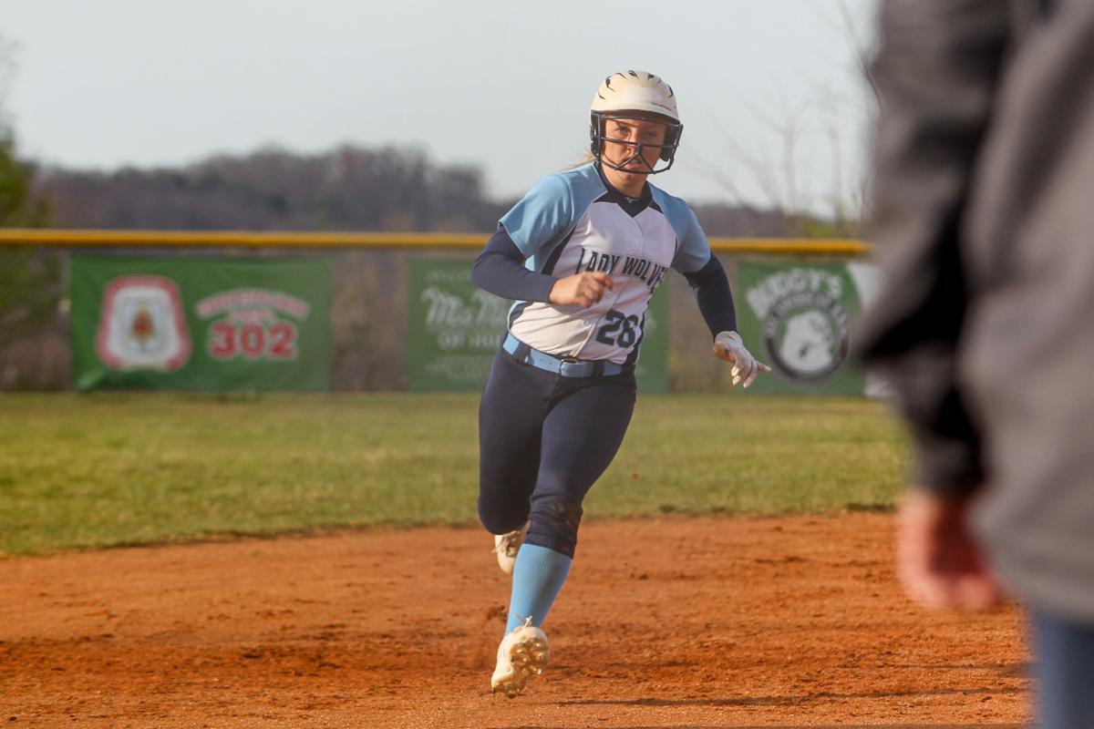 Photos High School Softball, Spring Valley vs. Huntington High