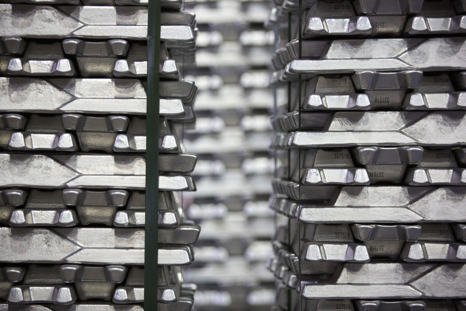 Aluminum surges as buyers worry U.S. may reapply Rusal sanctions - Vimarsana News