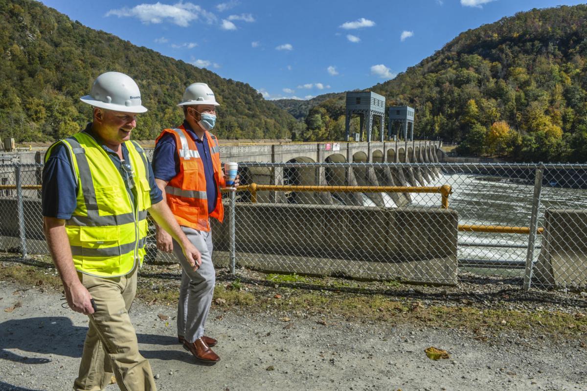 Approaching 90, Hawks Nest dam, tunnel get onceacentury checkup