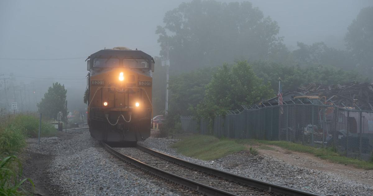 Csx Vip CSX reports earnings increase in first quarter | Business | herald ...