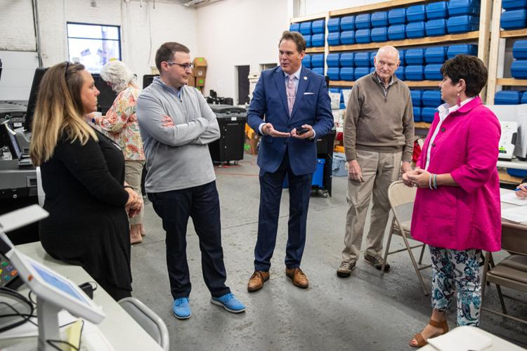 Cabell County Clerk s Office tests voting equipment News herald