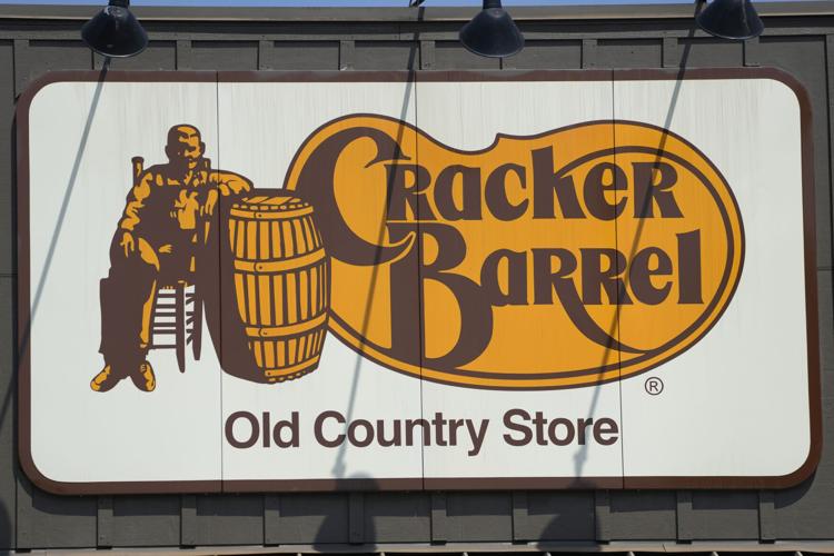 Cracker Barrel Logo