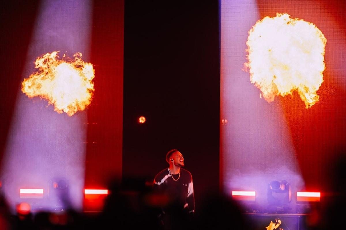 Photos Kane Brown, Dustin Lynch and Locash perform at Mountain Health