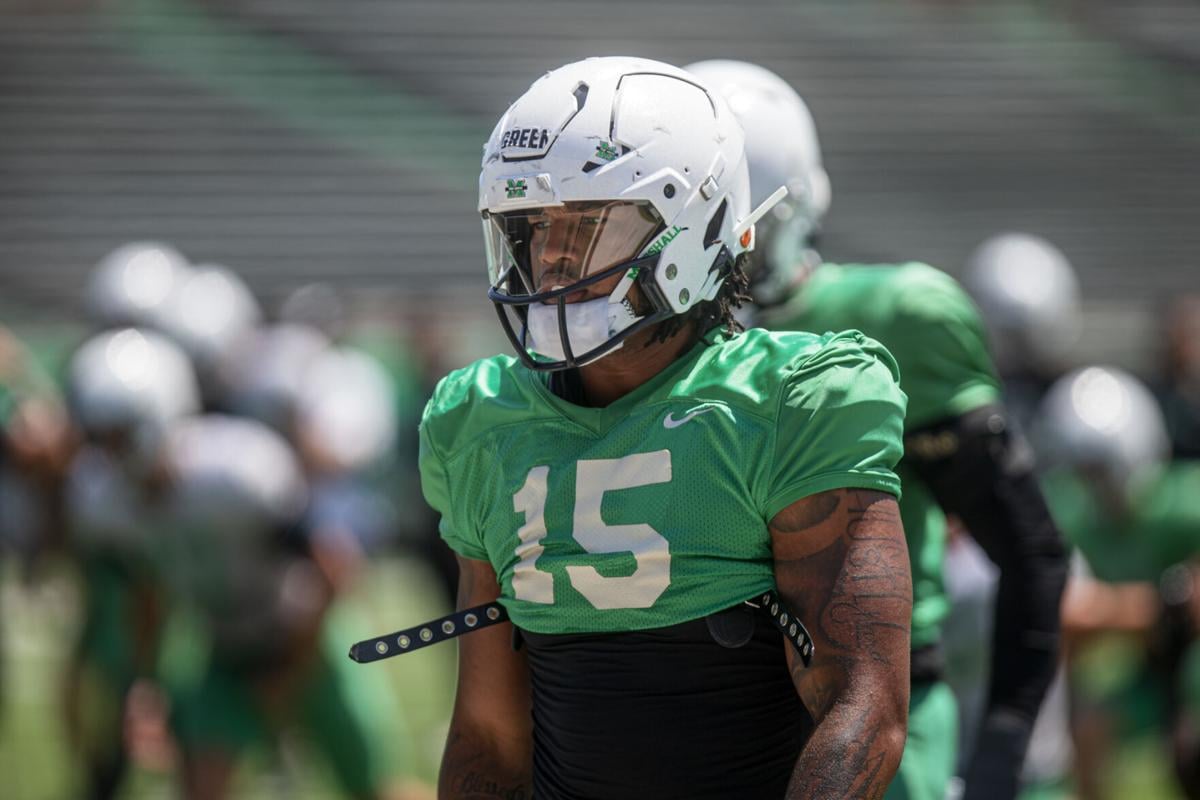 Mike Green mirrors mannerisms of former D-line teammate | Putnam News |  herald-dispatch.com