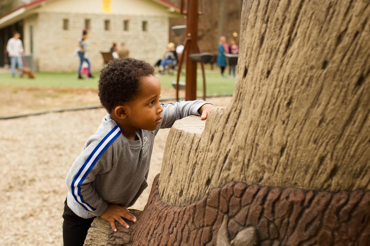 Photos: People experience warm weather outdoors | Photo Galleries