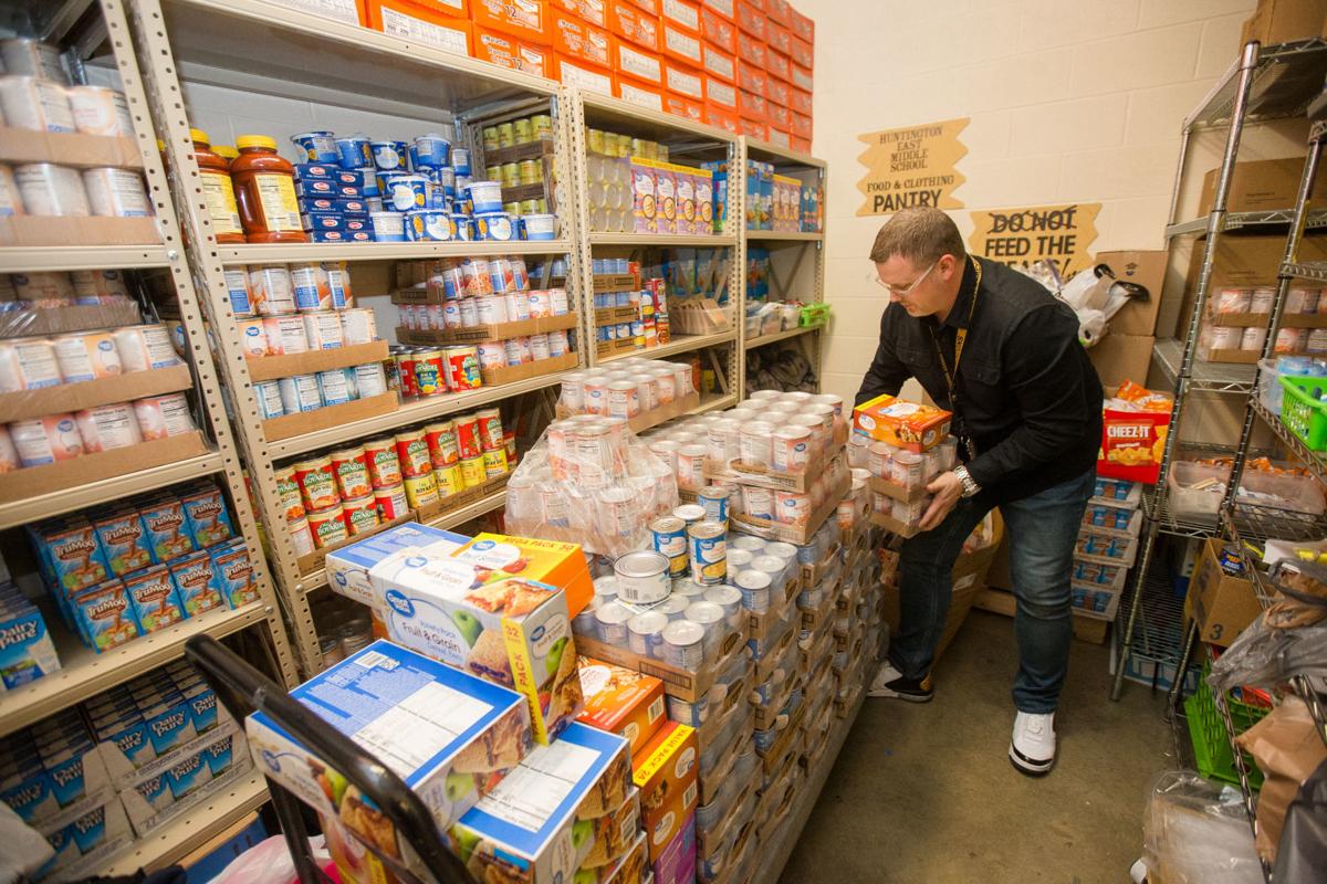 With Food Pantries A Staple In Community Schools One Church Sets New Standard For Filling Shelves News Herald Dispatch Com