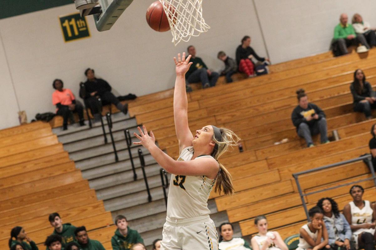 Photos Huntington High Faces University High In Girls Basketball