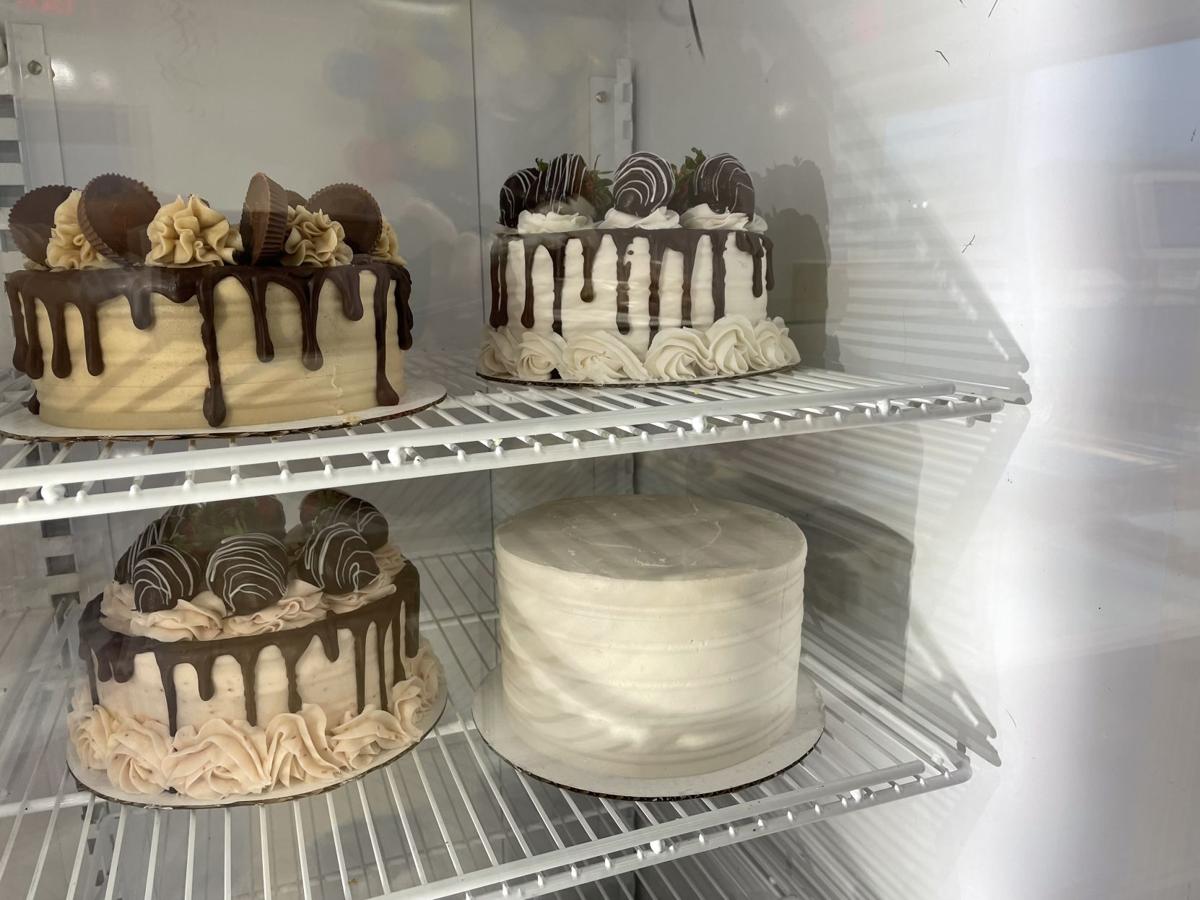 Frosted opens sweets shop in Chesapeake Dining Guide herald