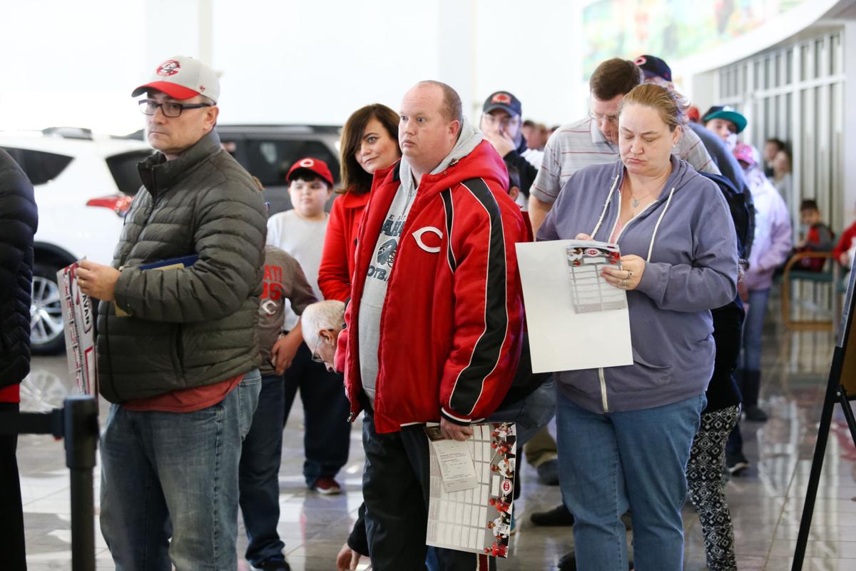 Photos Cincinnati Reds Winter Caravan Multimedia