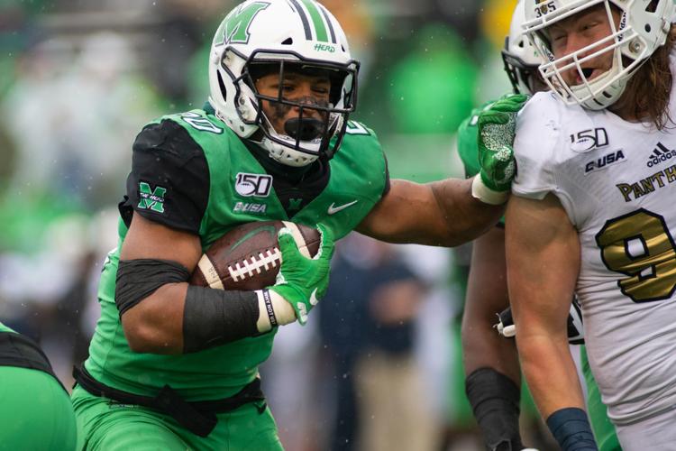2019-1130_mufootball-56.jpg