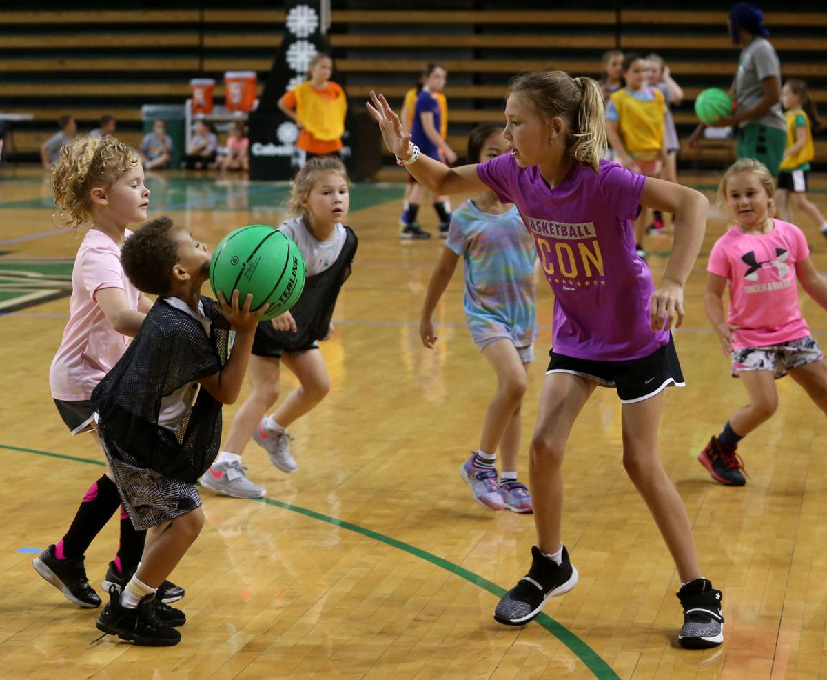 Herd Women S Basketball Team Hosts Kids Camp Marshall Sports