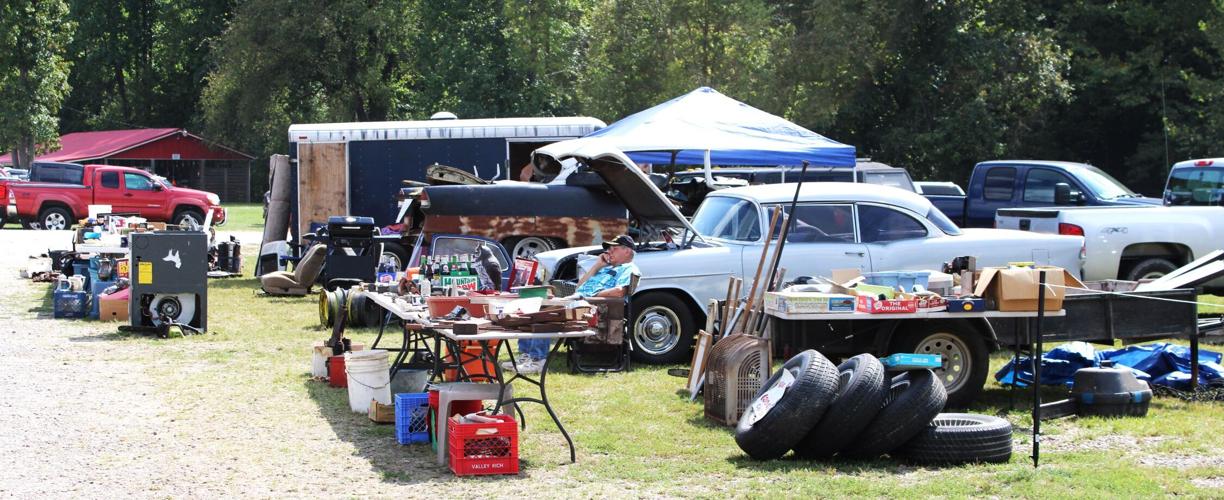 Nitro Antique Car Club hosts swap meet in Winfield Putnam News