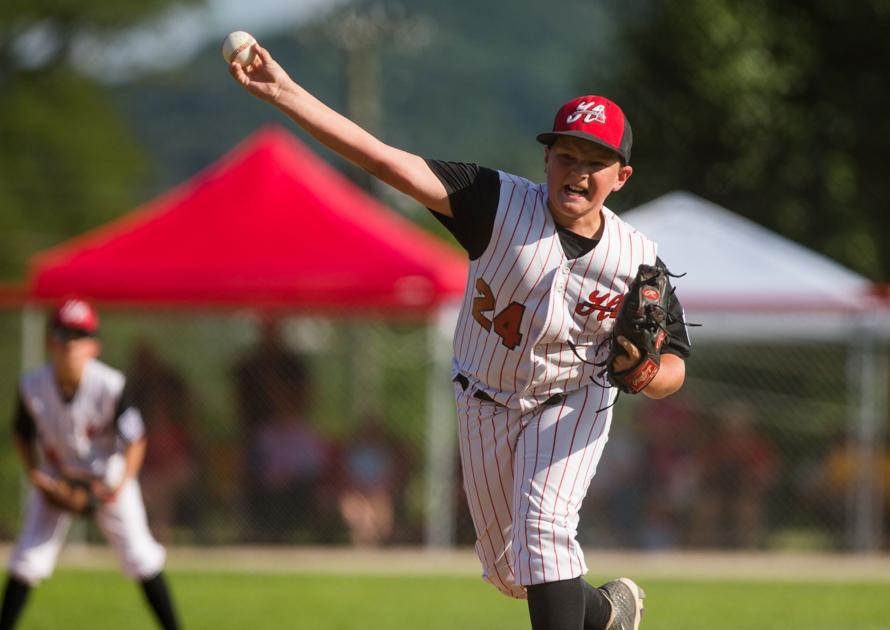 Photos Hurricane vs. Jefferson County, Little League