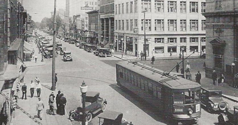 Lost Huntington: A busy corner in downtown Huntington