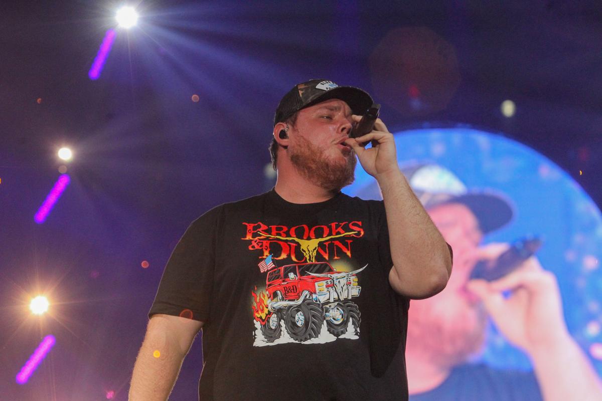 Luke Combs Brings Beer Never Broke My Heart Tour To Huntington
