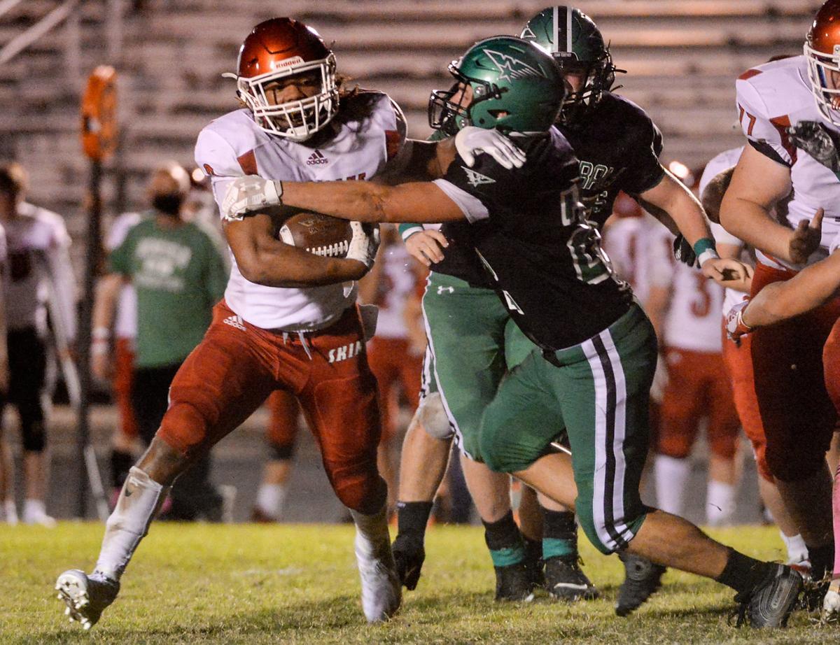 Prep football Borrero, Hurricane avert upset at Winfield Sports