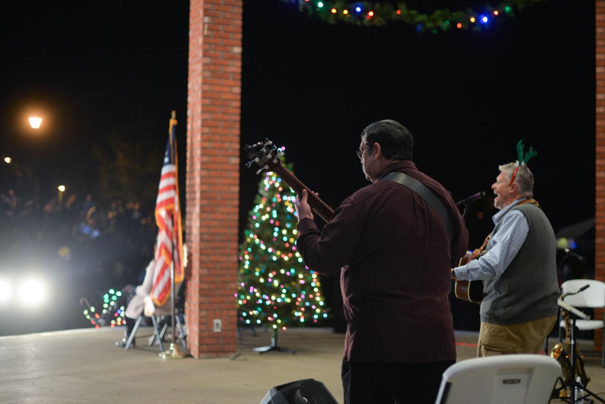 Photos Ashland opens Winter Wonderland of Lights Photo Galleries