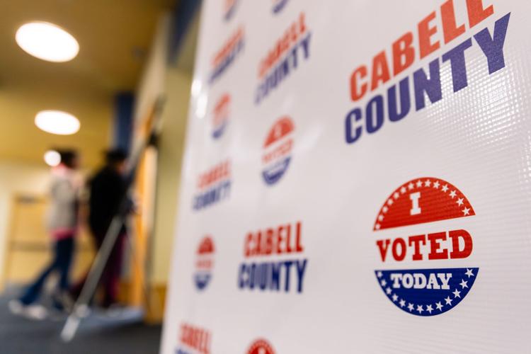 Voters take advantage of early voting locations, only days left of ...