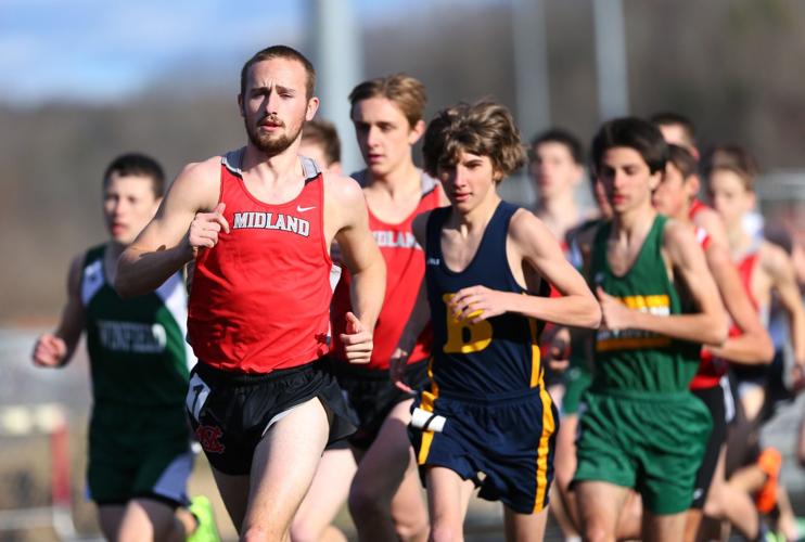 Gallery Carlos Akers/Doc Hale Memorial Invitational track and field