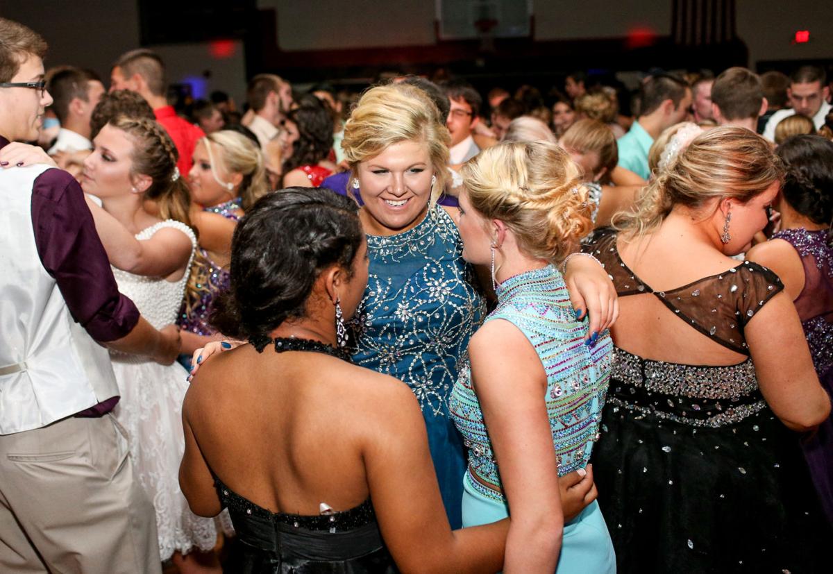 High school dance homecoming hi-res stock photography and images